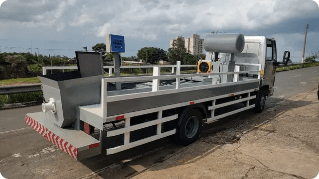 Bomba P700
